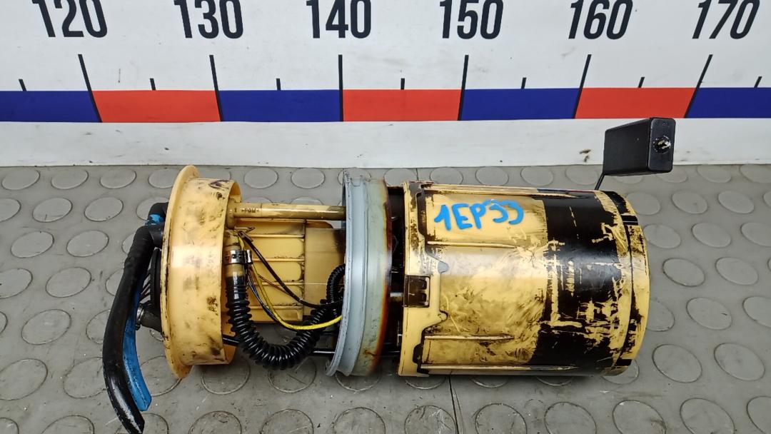 насос топливный Volkswagen Touran 1 поколение 2004, 1.9 л., дизель, МКПП, минивэн, 1T0919050B, 1T0919673A - фото №1