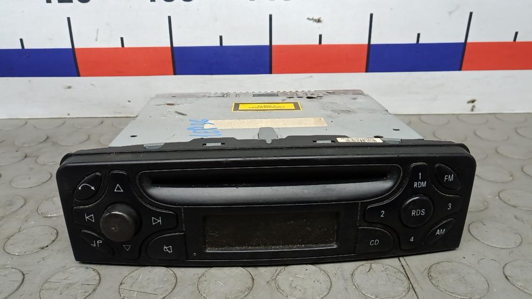 магнитола Mercedes-Benz Vito W639 2004, 2.2 л., CDI 111, дизель, АКПП, микроавтобус - фото №1