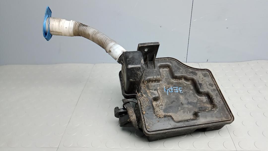 бачок омывателя Volkswagen Polo 5 поколение 2010, 1.6 л., дизель, МКПП, хетчбэк 5 дв., 1K6955651, 6R0955453E - фото №1