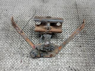 прицепное устройство (фаркоп) Land Rover Range Rover Sport 1 поколение 2008, 2.7 л., TDVM, дизель, АКПП, внедорожник 5 дв.