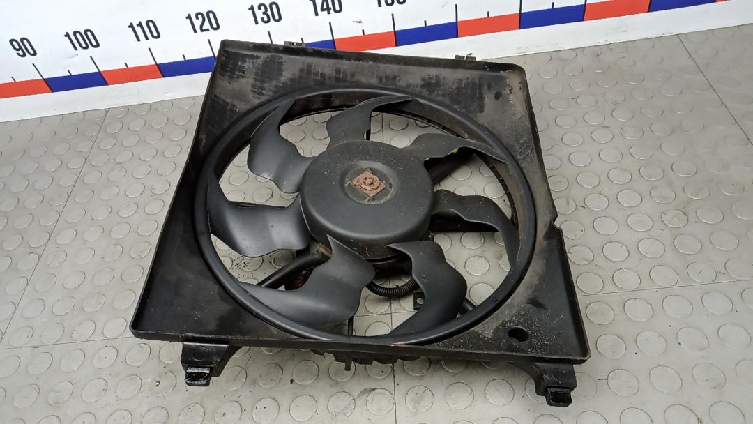 вентилятор радиатора Hyundai Santa Fe 2 поколение (CM) 2007, 2.2 л., дизель, МКПП, внедорожник 5 дв., 253802B000 - фото №1