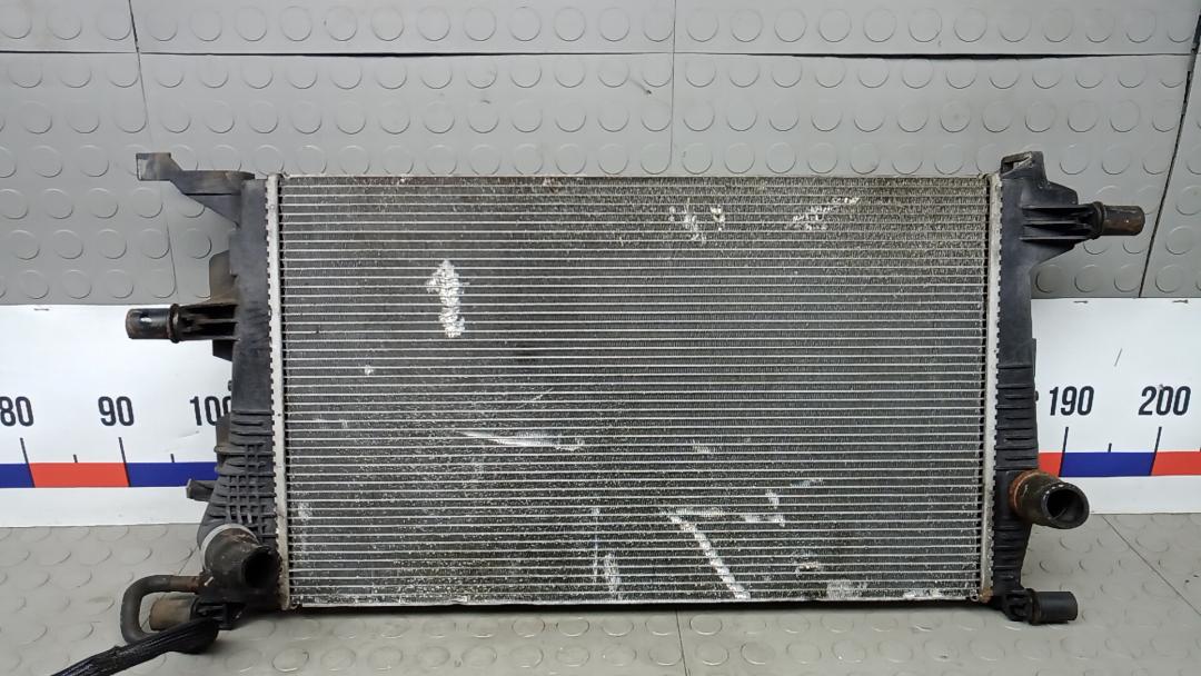 радиатор охлаждения Renault Scenic 3 поколение 2010, 1.5 л., дизель, АКПП, минивэн - фото №1
