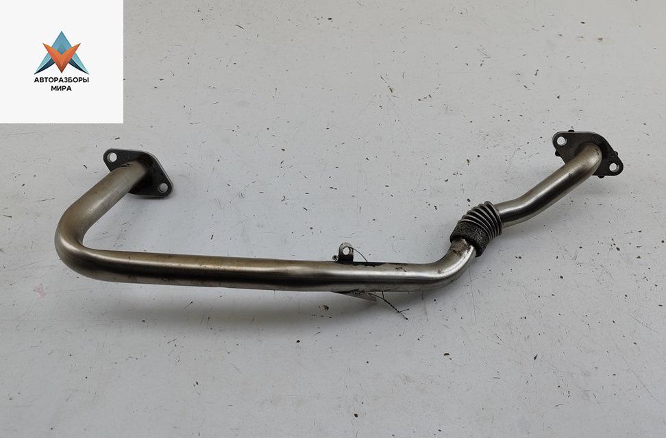 трубка системы рециркуляции EGR Volkswagen Touran 1 поколение 2005, 2.0 л., дизель, АКПП, чёрный, минивэн, 03G131521A - фото №1