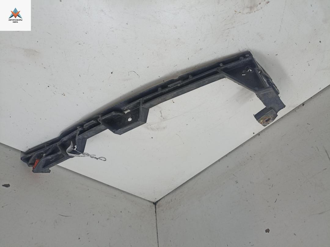 кронштейн переднего бампера Opel Vectra C 2002, 2.2 л., бензин, АКПП, серый, седан, 24401412 - фото №1