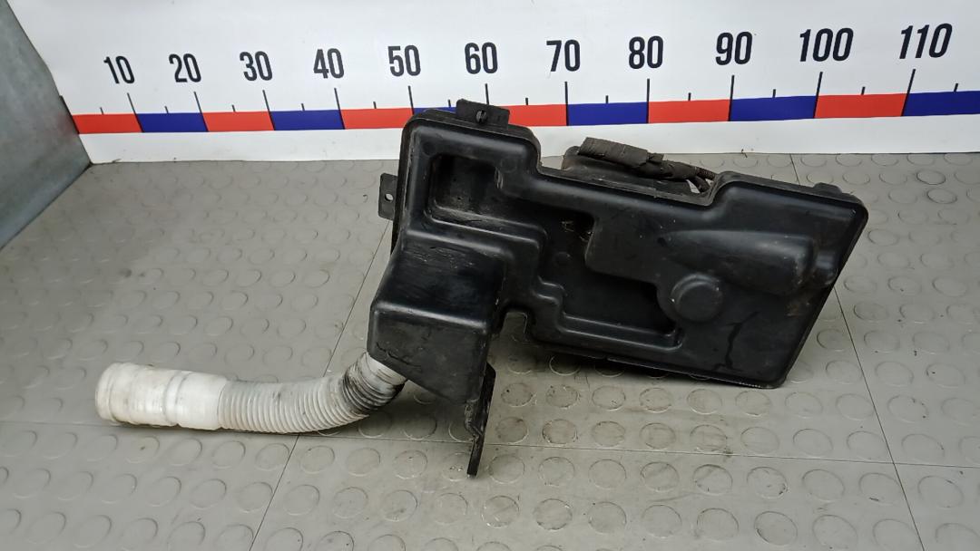 бачок омывателя Volkswagen Tiguan 1 поколение 2010, 2.0 л., дизель, МКПП, внедорожник 5 дв., 5N0955453B - фото №1
