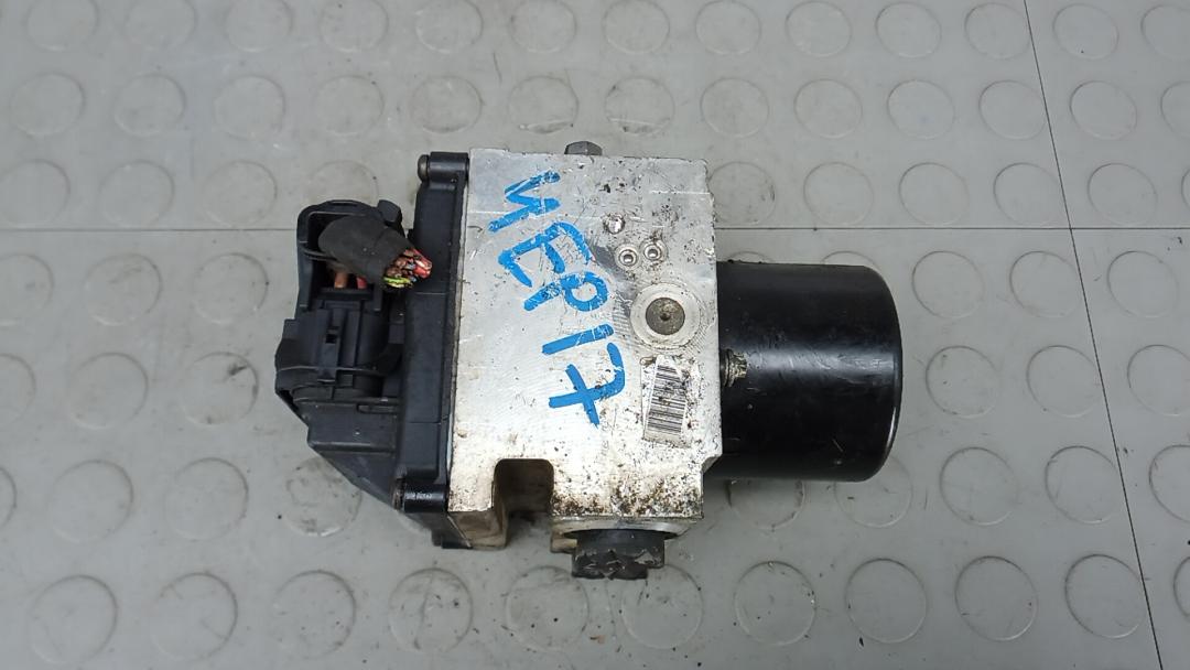 блок ABS Volkswagen Passat B6 2008, 2.0 л., дизель, МКПП, седан, 3C0614109AF - фото №1