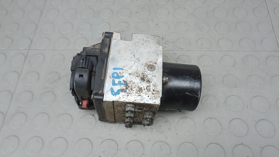 блок ABS Volkswagen Passat B6 2008, 2.0 л., TDi, дизель, МКПП, седан - фото №1