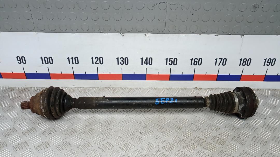 полуось передняя правая (приводной вал, ШРУС) Volkswagen Passat CC 1 поколение 2011, 2.0 л., дизель, МКПП, седан, 1K0407272RB, 1K0407764LX - фото №1