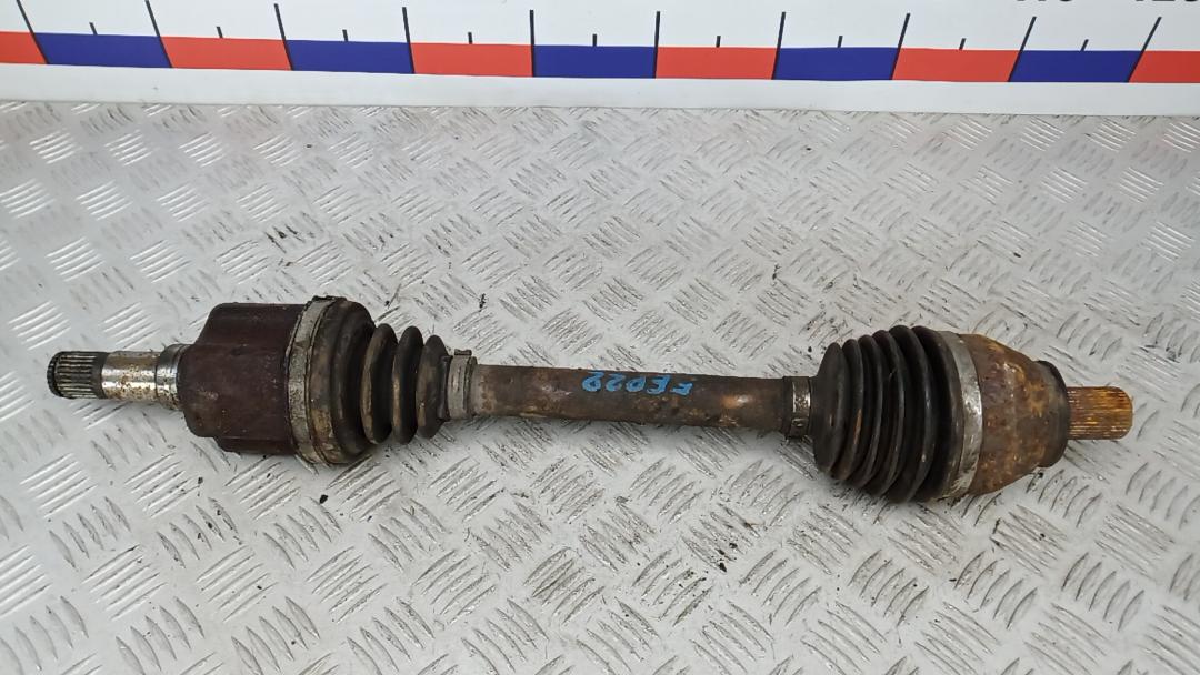 полуось передняя левая (приводной вал, ШРУС) Ford Galaxy 2 поколение 2007, 1.8 л., дизель, МКПП, минивэн - фото №1