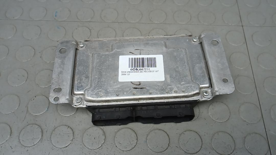 ЭБУ Peugeot 107 1 поколение 2006, 1.0 л., бензин, МКПП, хетчбэк 5 дв., 0261208704 - фото №1