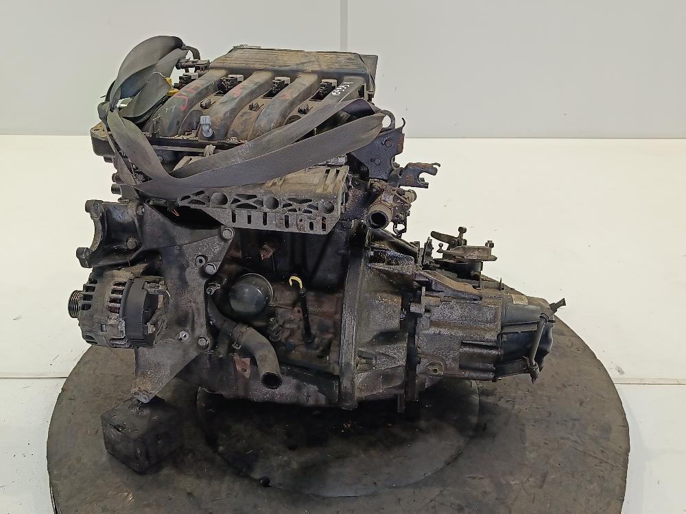 двигатель Renault Laguna 2 поколение 2003, цвет, F4P774 - фото №1