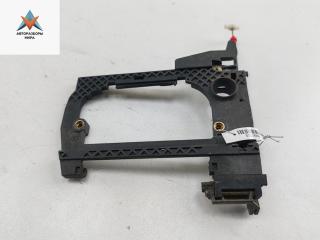 Корпус (держатель) ручки двери передней правой BMW 5 серия E39 [рестайлинг] 2001, 4.4 л., бензин, МКПП, серый, универсал