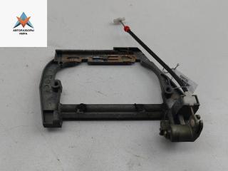 Корпус (держатель) ручки двери задней левой BMW 5 серия E39 1996, 2.5 л., бензин, МКПП, серый, седан