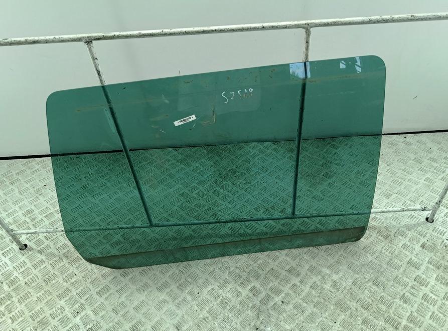 стекло двери задней правой SEAT Alhambra 2002, 2.0 л., бензин, МКПП, чёрный, минивэн - фото №1