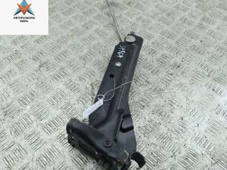 домкрат Volvo V70 2 поколение [рестайлинг] 2005, 2.4 л., бензин, МКПП, синий, универсал, 8679369