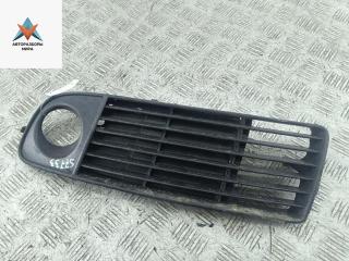 заглушка (решетка) в бампер Audi A6 4B/C5 1998, 2.4 л., бензин, МКПП, серый, седан, 4B0807681J