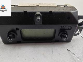 часы Ford Focus 1 поколение 2000, 1.6 л., i, бензин, АКПП, белый, хетчбэк 5 дв., 98AB15000CCW