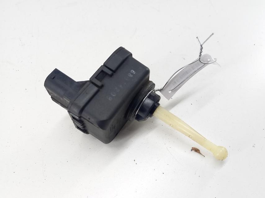 корректор фар BMW 3 E36 1994, 1.8 л., бензин, МКПП, чёрный, хетчбэк 3 дв., 8361000