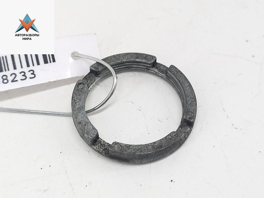 гайка BMW 3 серия E36 1994, 1.8 л., бензин, МКПП, чёрный, хетчбэк 3 дв., 1928307, 51211928307 - фото №1