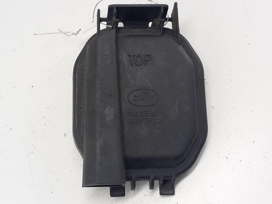 крышка фары BMW 3 E36 1993, 1.6 л., бензин, МКПП, чёрный, седан, 5190144330