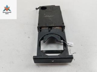 подстаканник Ford Galaxy 1 поколение [рестайлинг] 2001, 2.8 л., бензин, МКПП, чёрный, минивэн, 7M5858601