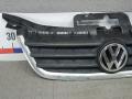 решетка радиатора Volkswagen Touran 1 поколение 2005, 1.9 л., дизель, МКПП, минивэн, 1T0853651A - фото №2