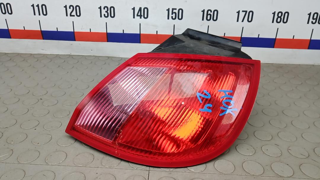 фонарь задний правый Mitsubishi Colt 6 поколение (Z20/Z30) 2007, 1.5 л., бензин, МКПП, хетчбэк 5 дв. - фото №1