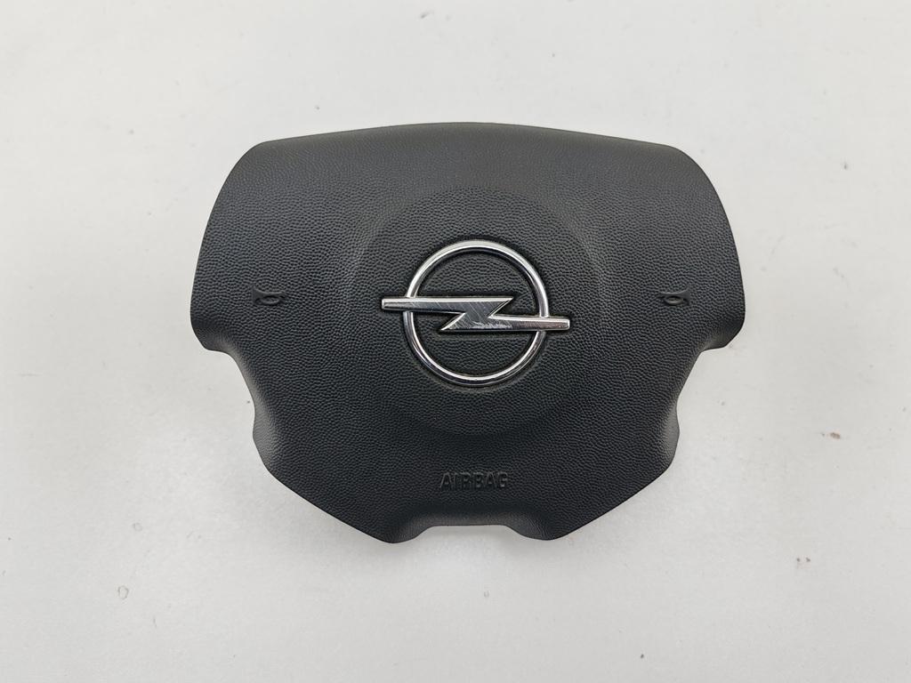 подушка безопасности водителя Opel Vectra C 2002, 2.2 л., бензин, АКПП, серый, седан, 24436803 - фото №1