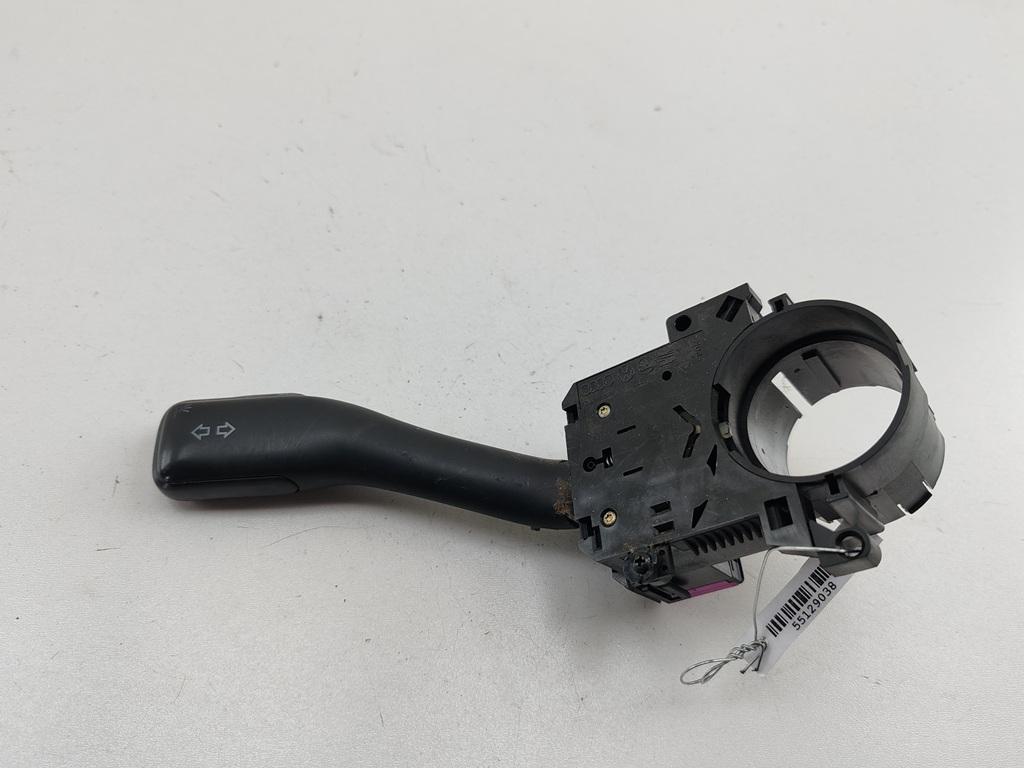 переключатель поворотов Volkswagen Passat B5 1998, 1.6 л., бензин, МКПП, синий, универсал, 8L0953513