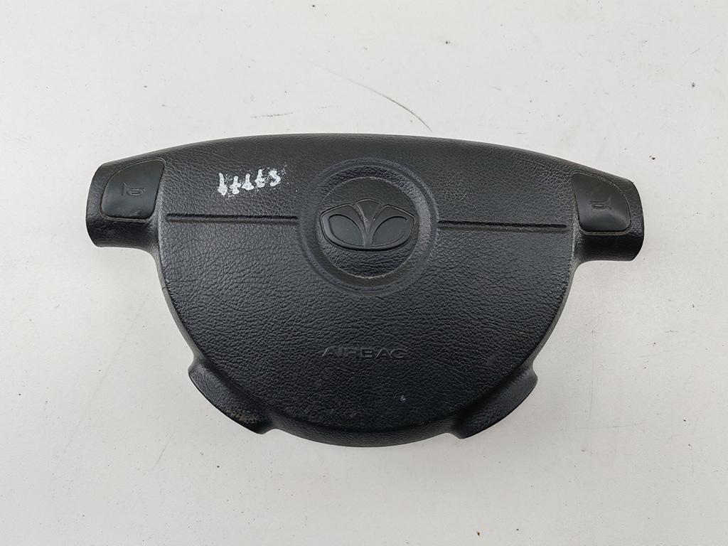 подушка безопасности водителя Daewoo Nubira 2004, 1.6 л., бензин, МКПП, серый, универсал, 96404797