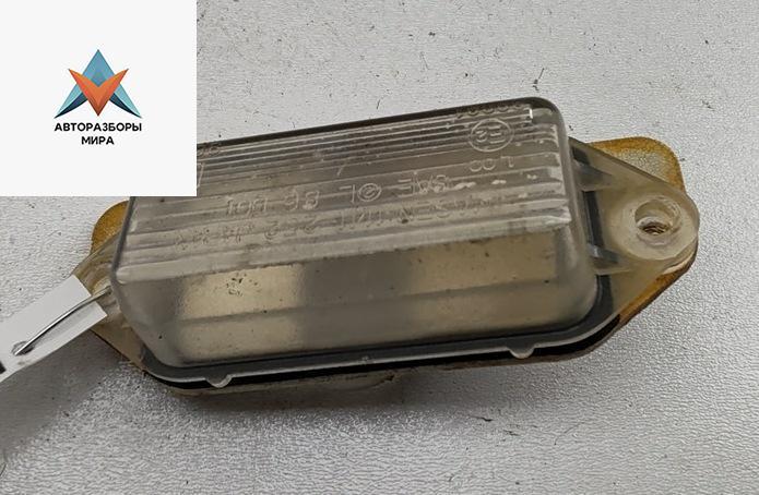 подсветка номера Mitsubishi Outlander 1 поколение 2006, 2.0 л., бензин, МКПП, чёрный, внедорожник 5 дв., 1141-252 - фото №1