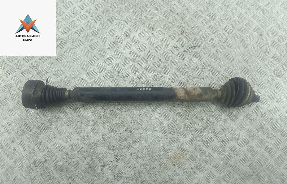 полуось передняя правая (приводной вал, ШРУС) Volkswagen Touran 1 поколение 2005, 2.0 л., бензин, МКПП, красный, минивэн - фото №1