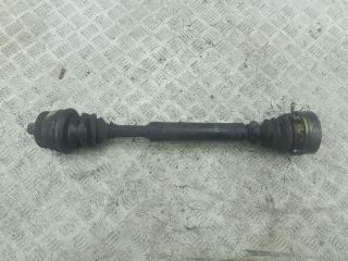 полуось передняя правая (приводной вал, ШРУС) Volkswagen Passat B5 1998, 1.6 л., бензин, МКПП, синий, универсал