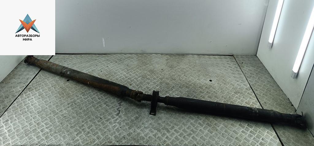 Кардан Volkswagen LT 2 поколение 2002, 2.5 л., дизель, МКПП, красный, микроавтобус - фото №1