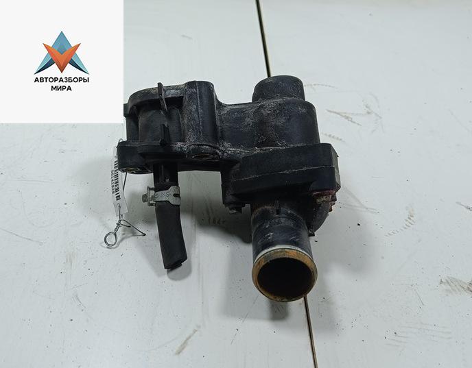 корпус термостата Ford C-Max 1 поколение 2005, 1.8 л., дизель, МКПП, чёрный, минивэн, 2S4Q8594AB - фото №1