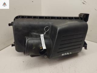 корпус воздушного фильтра Toyota Avensis 2 поколение (T250) 2004, 2.0 л., дизель, МКПП, серый, универсал