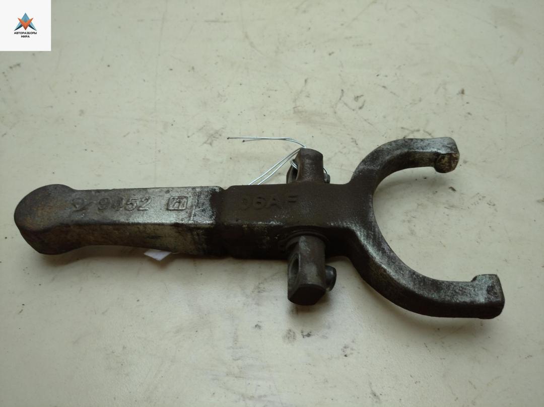 вилка сцепления IVECO Daily 4 поколение 2007, 2.3 л., дизель, МКПП, синий, микроавтобус, 9452 - фото №1