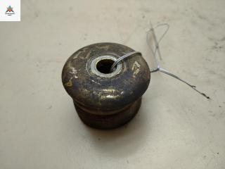 Опора амортизатора заднего (верхняя) Volkswagen Transporter T4 2001, 2.5 л., дизель, МКПП, белый, микроавтобус