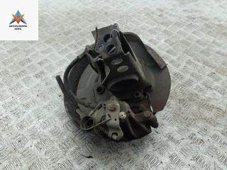 ступица задняя левая Audi A4 B5 1995, 1.8 л., бензин, АКПП, красный, седан