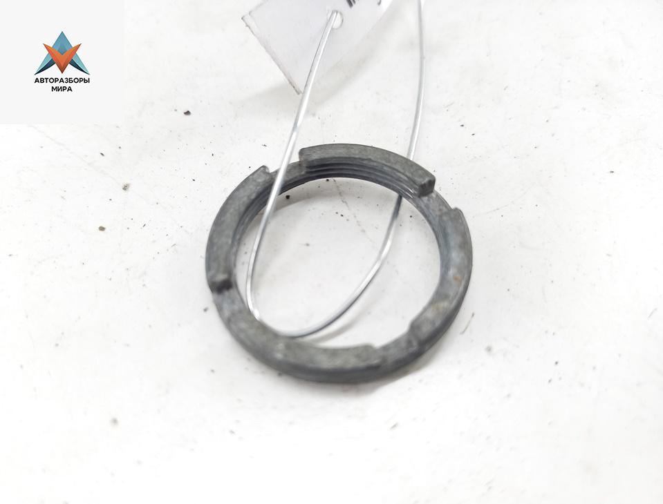 гайка BMW 3 серия E36 1994, 1.6 л., бензин, МКПП, чёрный, хетчбэк 3 дв., 1928307, 51211928307 - фото №1