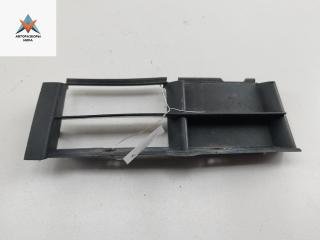 заглушка (решетка) в бампер BMW 5 серия E39 [рестайлинг] 2003, 2.2 л., бензин, МКПП, серый, универсал, 8235674