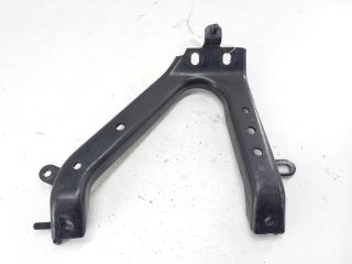 кронштейн (крепление) BMW 3 E36 1991, 1.8 л., бензин, АКПП, белый, седан, 11611715032