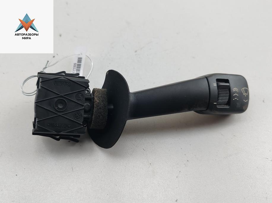 переключатель дворников BMW 5 серия E39 1997, 2.0 л., бензин, МКПП, чёрный, седан, 8352013 - фото №1