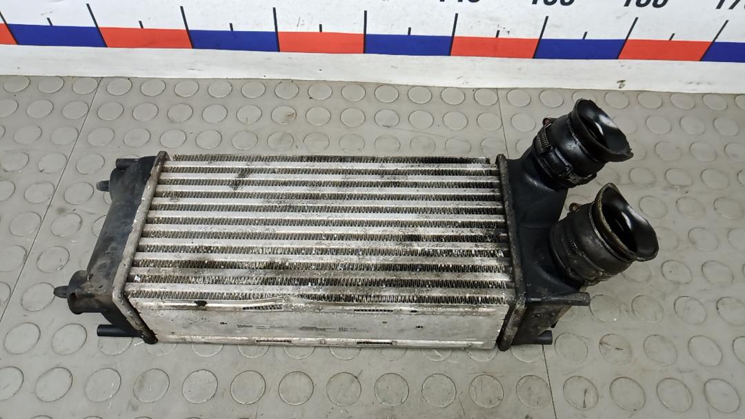 радиатор интеркулера Peugeot 308 T7 2008, 1.6 л., дизель, МКПП, хетчбэк 5 дв. - фото №1