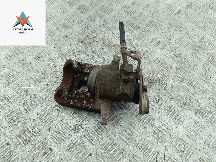 суппорт задний правый Audi A6 4B/C5 1998, 2.4 л., бензин, МКПП, серый, седан - фото №1