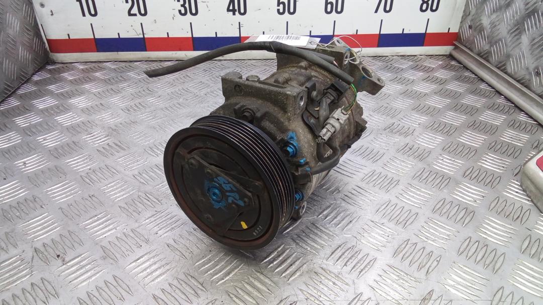 компрессор кондиционера Renault Laguna 3 поколение 2009, 1.5 л., дизель, МКПП, хетчбэк 5 дв., 8200898810B - фото №1