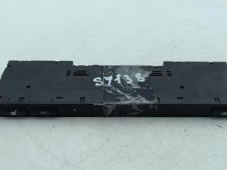 кнопка обогрева сидений BMW 5 E39 1999, 2.5 л., бензин, АКПП, серый, седан, 8373712