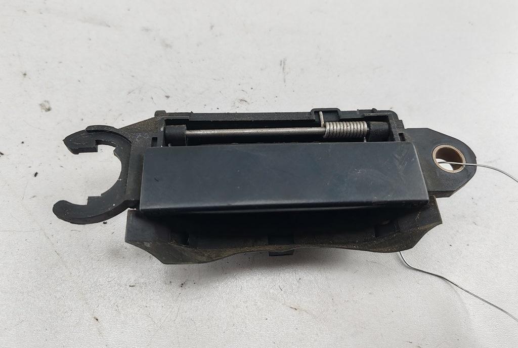 ручка наружная передняя правая Audi A4 B5 1995, 1.8 л., бензин, АКПП, красный, седан, 4A0837206