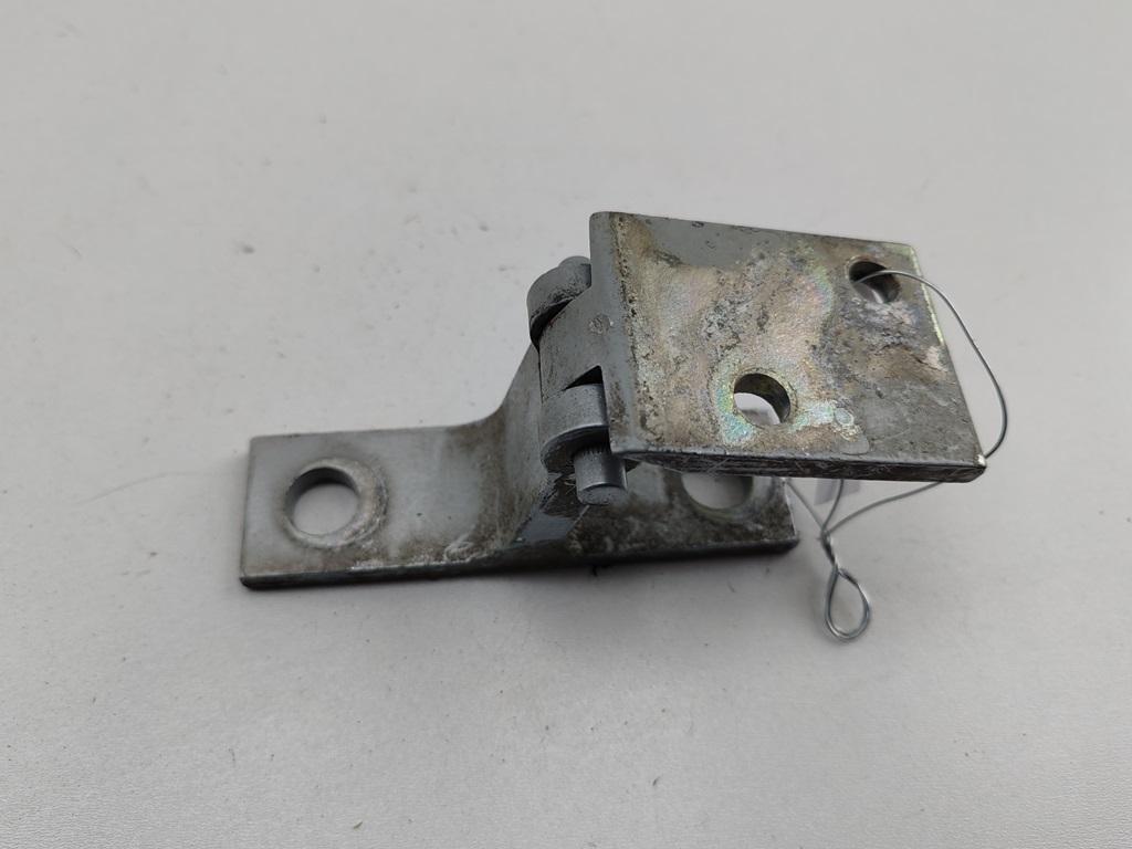 петля двери Audi A6 C4 1996, серый, седан, 4A0831401