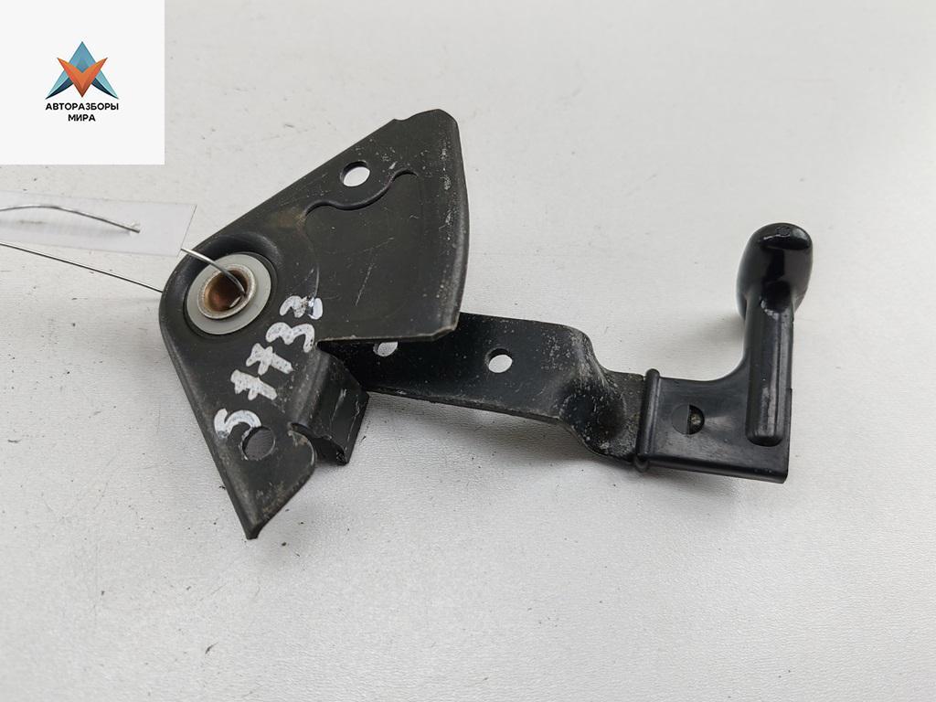 ручка открывания капота Audi A6 4B/C5 1998, 2.4 л., бензин, МКПП, серый, седан - фото №1